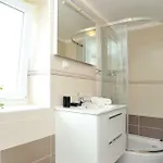 Porat 2 * Ljubač