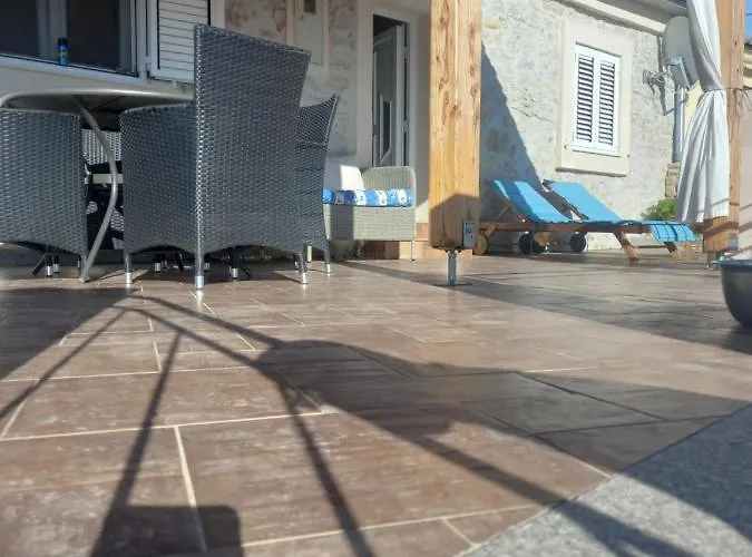Porat 2 Apartment