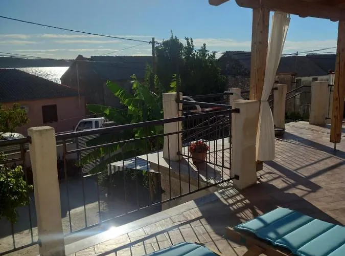 Porat 2 Ljubac (Zadar)