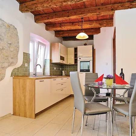 Apartment Porat 2
